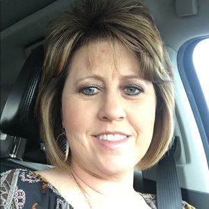 Meet your Posher, Reagan